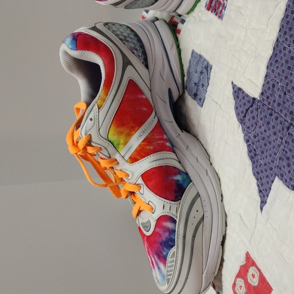 Saucony Progrid Triumph 4 Shoe White/Tie Die Rainbow Size 12 - Picture 5 of 16